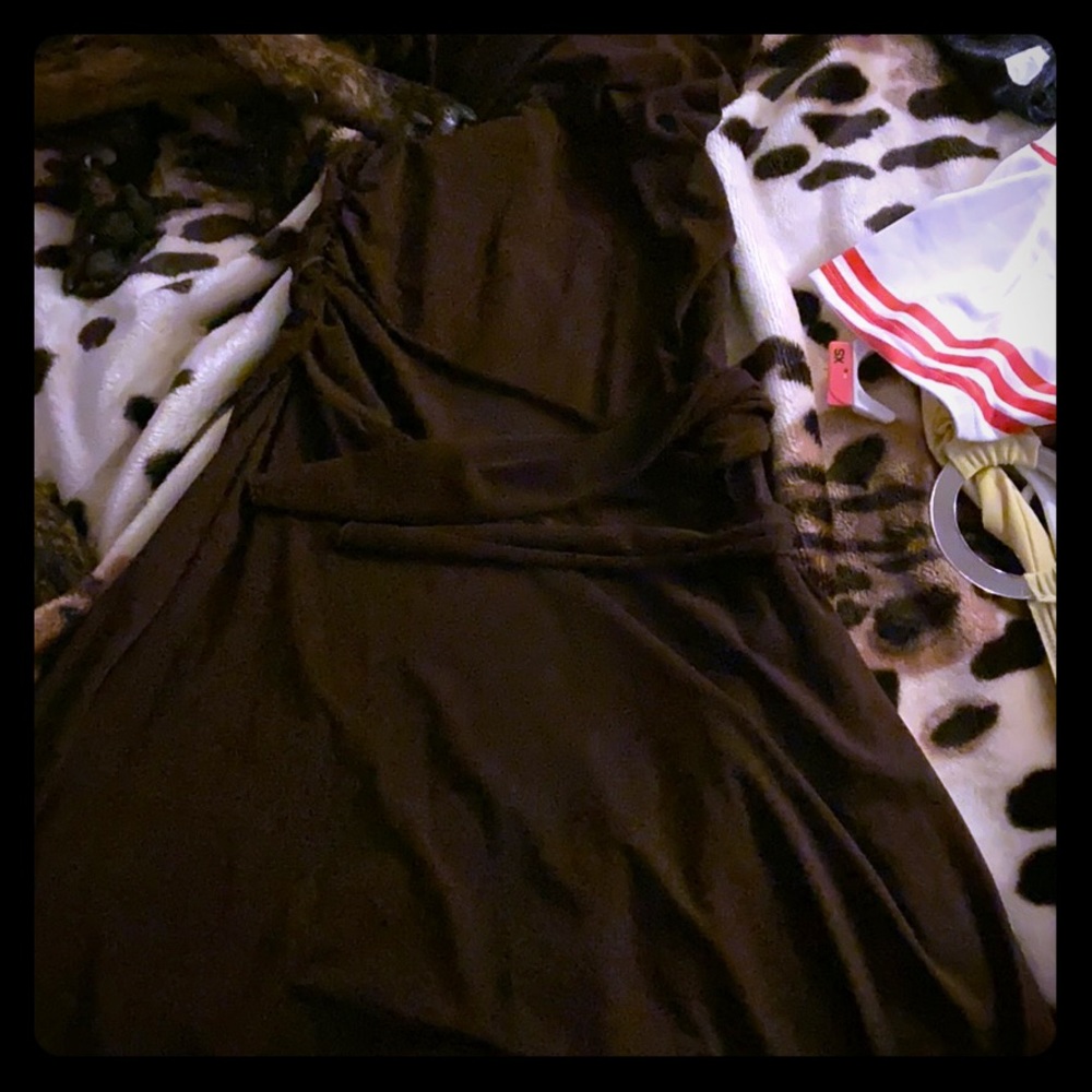 Brown strapless dress